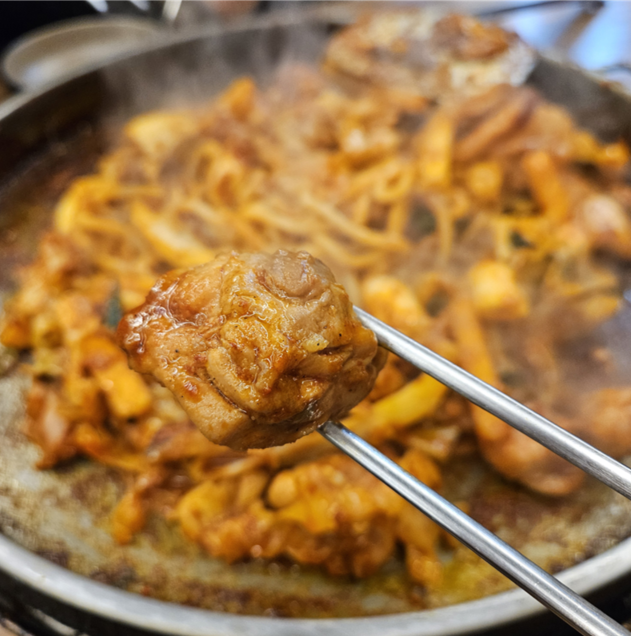 춘천 통나무집 닭갈비 3호점 솔직후기 철판닭갈비 맛집 웨이팅·이벤트·가격 총정리